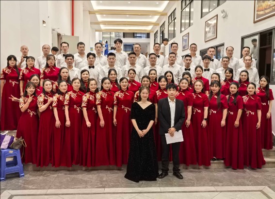 永福县：歌颂“七一”展风采  奋斗不息农业人